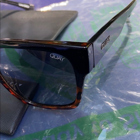 Quay Sunglasses - Picture 4 of 7